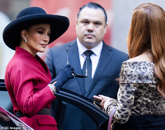 Lopez producira s bivšom glumicom Vegasa Molly Sims, a ne njezinom bivšom suprugom Affleck, nakon što su zajedno snimili nekoliko filmova