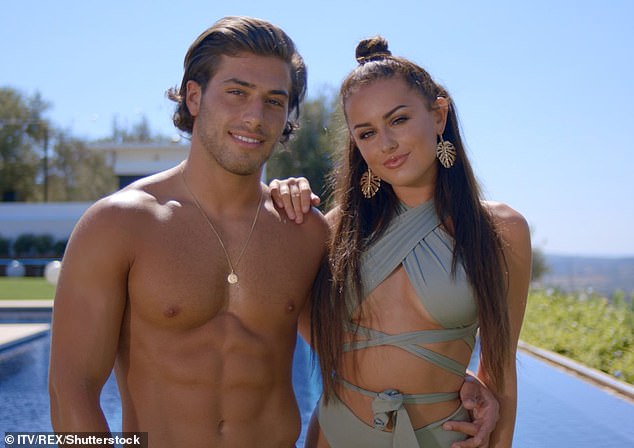 Pobjednik Love Islanda u vili s tadašnjim dečkom Kem Cetinay