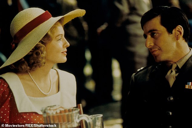 Njezin je prekid došao 1972. s kumom, gdje je prikazivala Kay Adams-Corleone nasuprot Al Pacinu