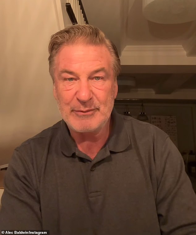 Nesreća mi je srušila automobil, automobil moje supruge. Osjećam se loše zbog toga, 'Baldwin je podijelio. 'Sve je u redu. Dobro sam i brat je dobro.