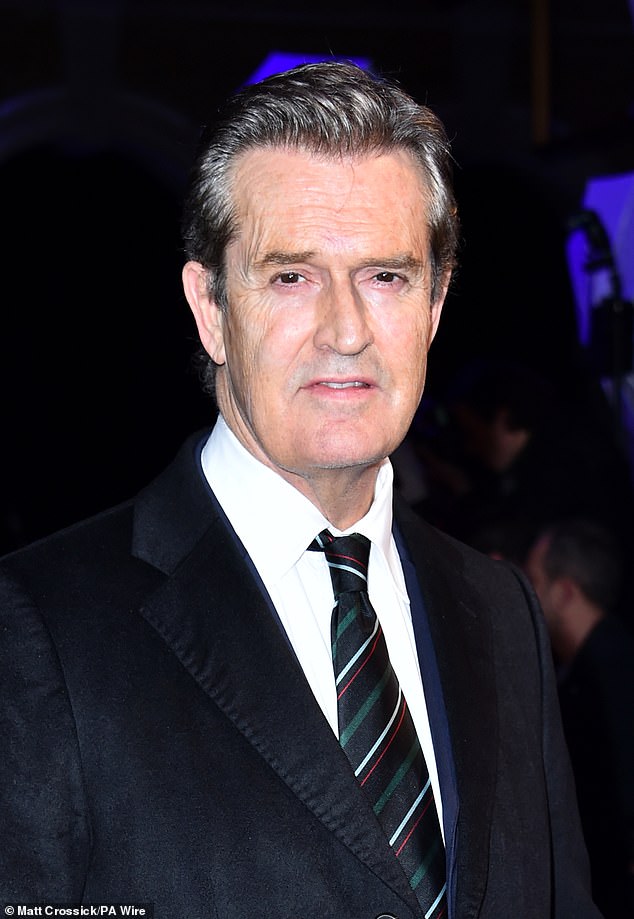 Engleski glumac Rupert Everett (66) također se mora pojaviti u filmu i ima 'neodređenu malu, ali važnu ulogu'; Viđen je 2018. godine
