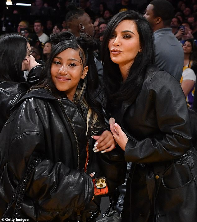 Kim je priznala da ju je, iako je dobro sa samac, njezino prvorođeno dijete, 12-godišnja kći North West, potaknula da dobije dečka; Na slici u travnju 2024