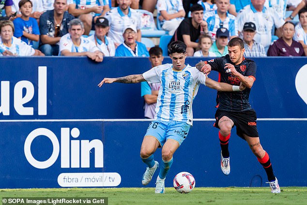 Antonio Cordero (lijevo) bio je ključna figura za Malagu prošle sezone, ali je odigrao manje od 90 minuta na posudbi u Westerlou otkako se ovog ljeta pridružio Newcastleu u slobodnom transferu