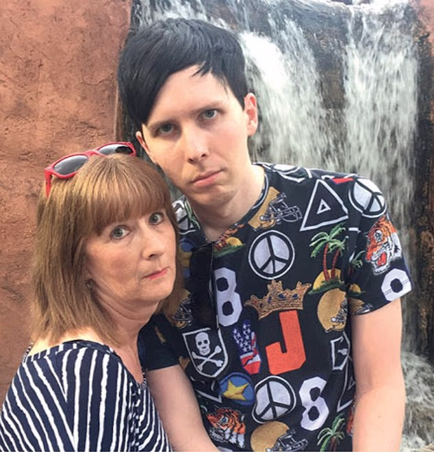 Phil i njegova majka Kathryn (69) zajedno na odmoru