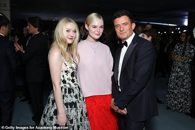 Dakota Fanning, Elle Fanning i Orlando Bloom