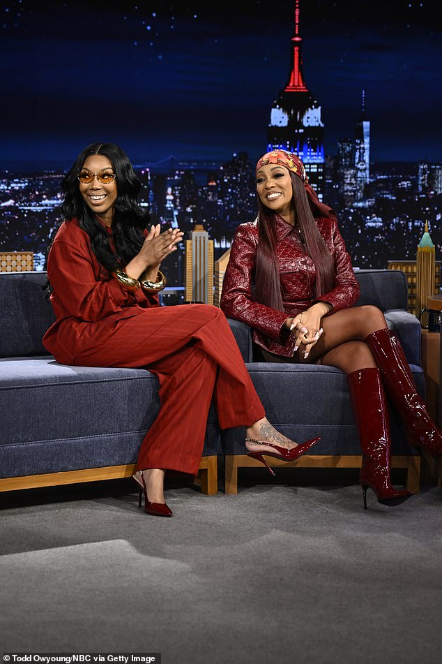 Brandy (lijevo) izazvala je pomutnju dok je bila na turneji s Monicom (desno)