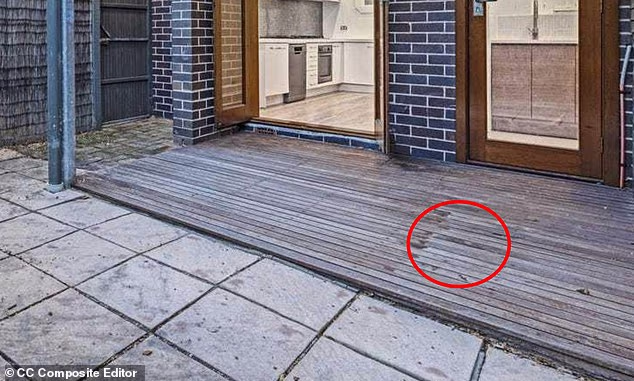 Jedinica 2 je imala ne tako impresivnu povijest na tržištu, ponovno je prodana 2005. za vrlo loših 560.500 dolara nakon što je dvije godine ranije prodana na The Blocku za 670.000 dolara. Ponovno se našao na tržištu u travnju 2024., s popisom fotografija koje pokazuju istrošenu drvenu palubu i zastarjeli kuhinjski dekor. (na slici)