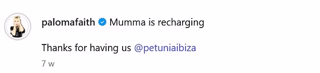 Ranije ovog ljeta Paloma je podijelila fotografiju u bikiniju tijekom odmora na Ibizi dok je napisala: 'Mama se puni' - nagovještaj da se već sprema ponovno postati majka