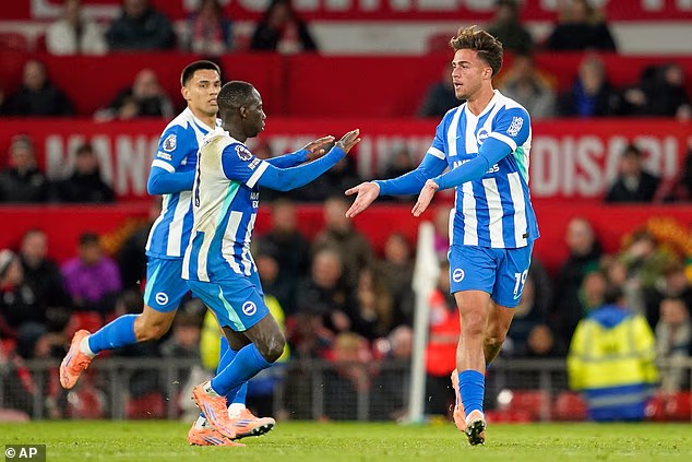 Gol Charalamposa Kostoulasa u 92. minuti doveo je do nervozne završnice, ali Mbeumo je imao druge ideje