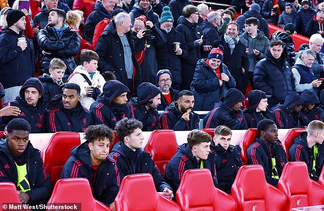 Nizozemac je odlučio izostaviti gotovo sve svoje starije igrače iz momčadi koja se suočila s Eaglesima