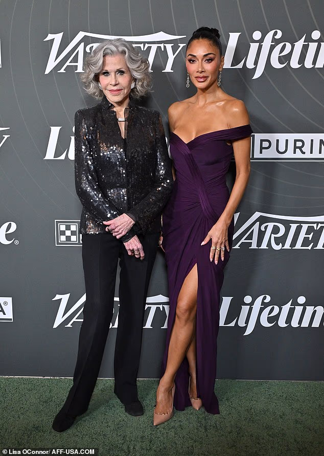 Pjevačica je pozirala s holivudskom ikonom Jane Fonda