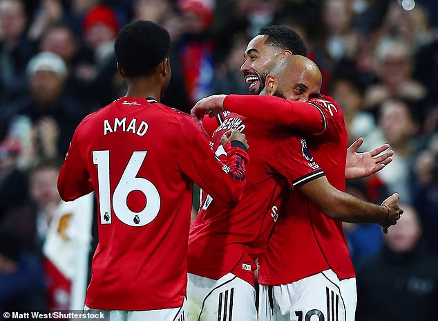 United je ljetos potrošio 236 milijuna funti i počinje ubirati plodove toga