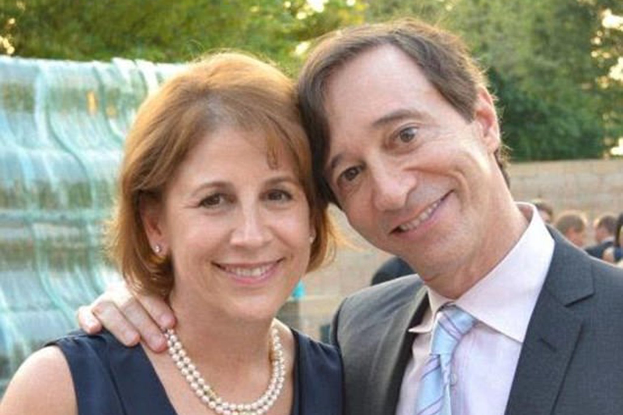 Pomoćnik bivšeg financijera Howarda Rubina navodno je sakrio milijune od vlade dok je pomogla u održavanju navodne operacije seksualne trgovine u iznosu od milijun dolara Sorosa