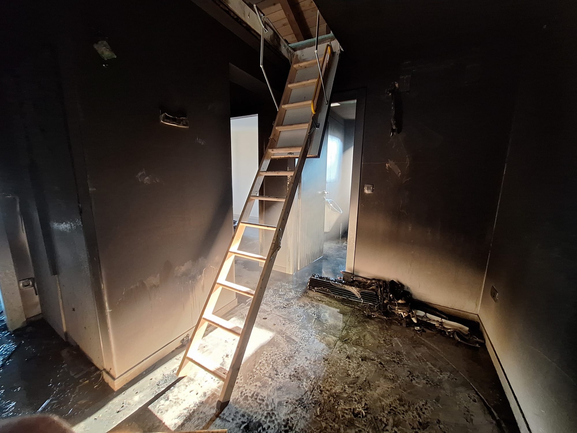 FOTO Izgorjela soba u kući na Krku