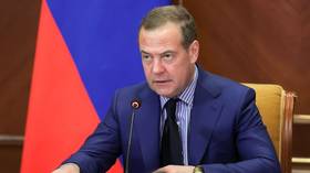 Izgubljene iluzije ili kako je Međunarodni kazneni sud postao legalna neentity