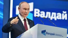 Rusija si ne može priuštiti da bude slab - Putin