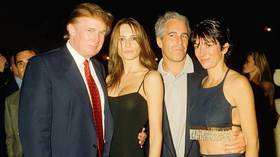 Izdavač povukao knjigu tvrdeći da je Epstein predstavio Trumpsa