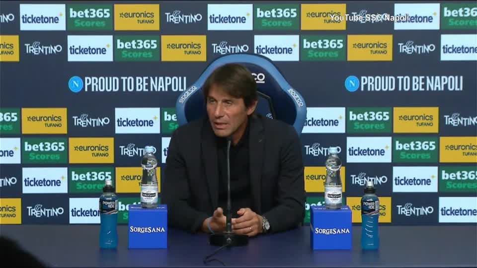 Trener Napolija na tiskovnoj konferenciji uoči prvenstvene utakmice na torinskom travnjaku.