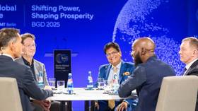 GLEDAJTE Indijski ministar trgovine razotkriva dvostruke standarde Zapada po pitanju ruske nafte