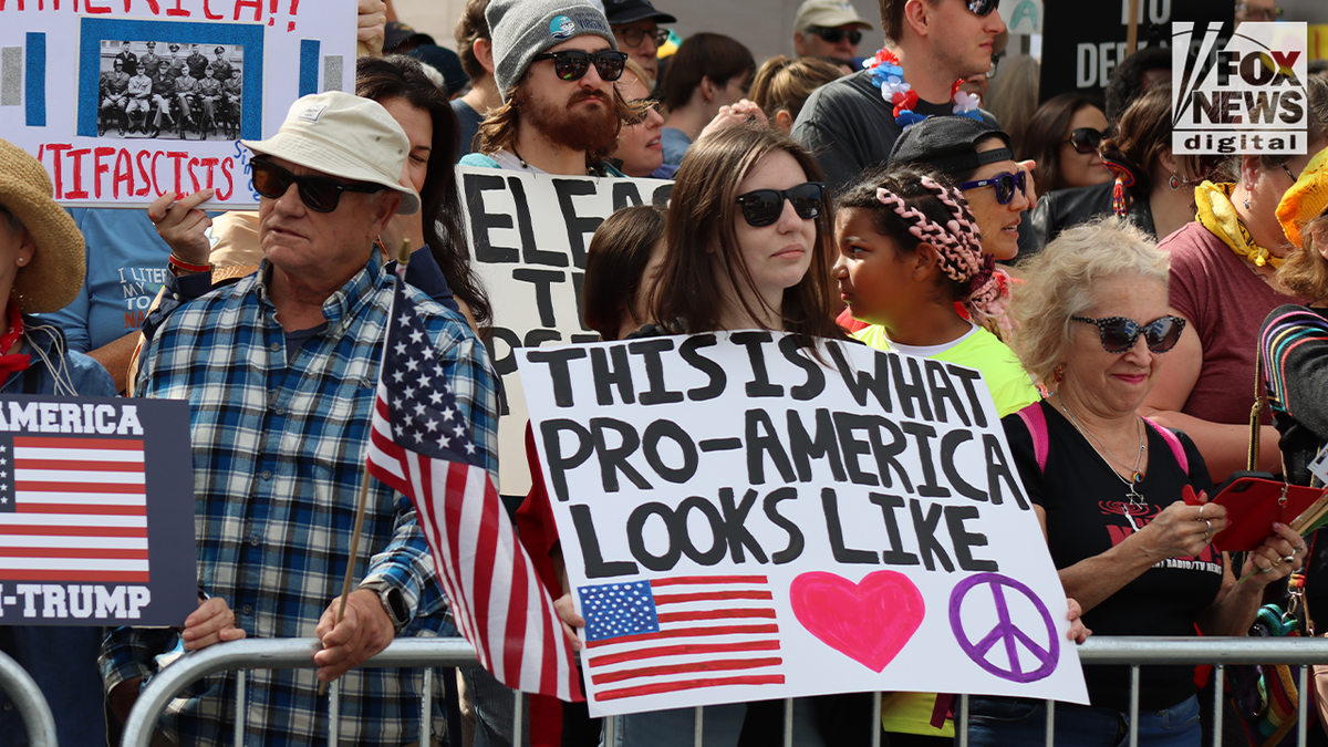 nema kraljeva prosvjednika