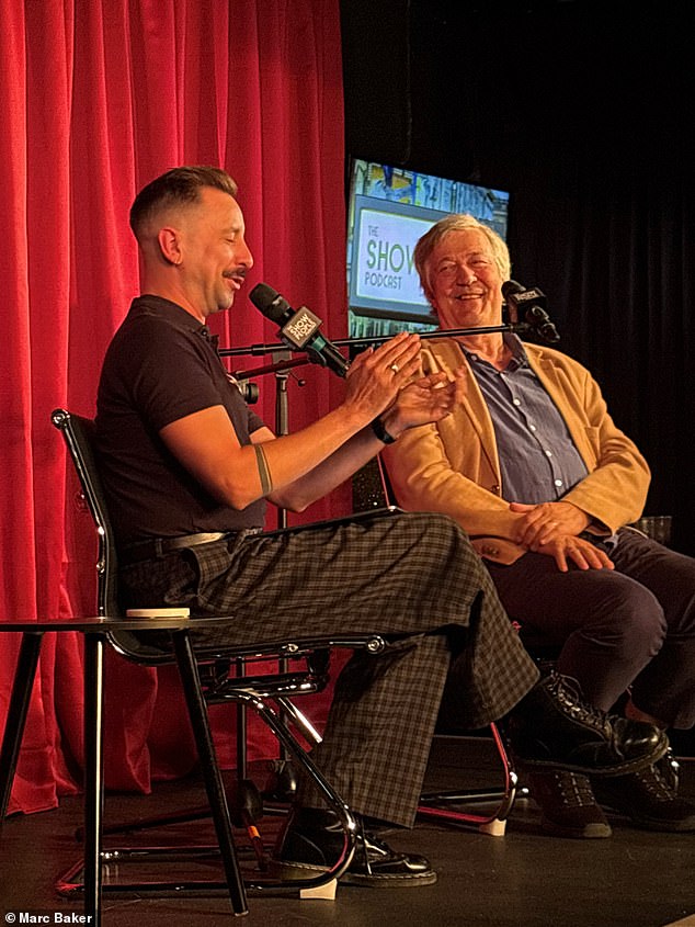 Govoreći na snimci podcasta prošlog tjedna, Stephen Fry (desno) rekao je da se boji da je JK Rowling 