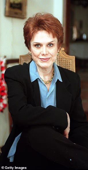 Nancy Dow snimljena 1999. u južnoj Kaliforniji