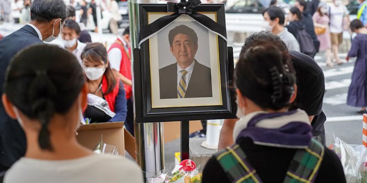 Abeov ubojica priznaje krivnju dok se Trump sastaje s novim japanskim premijerom