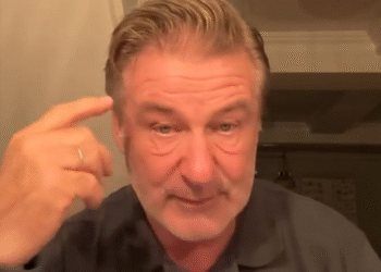 Alec Baldwin i brat Stephen uključeni u automobilsku nesreću u New York’s Hamptons: ‘Udario sam veliko masnoće’