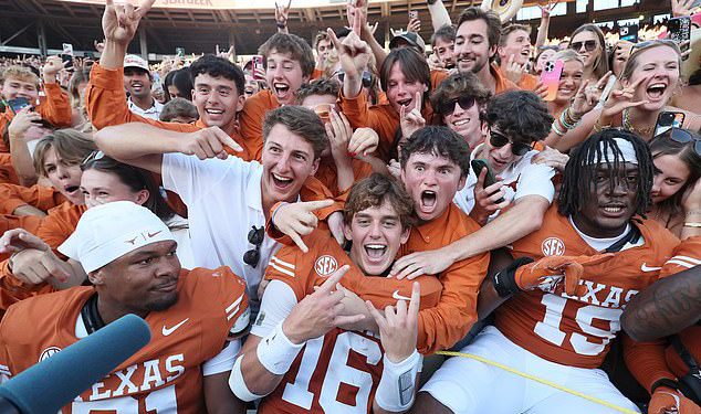 Arch Manning Stuns Oklahoma i njegovi kritičari s uzrujanom pobjedom Texas Longhornsa nad nepobjegavanim SONS -om