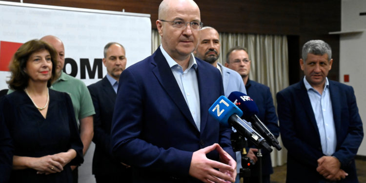 Bartulica u Europskom parlamentu: ‘Europa se guši u vlastitoj birokraciji’