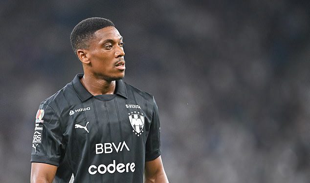 Bivši flop Manchester Uniteda kritizirao je zbog ‘neprihvatljive’ suše za postizanje golova – nakon što nije uspjela postići osam mjeseci