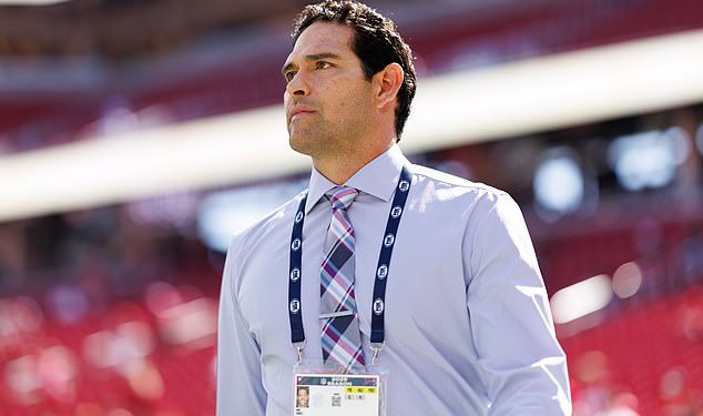 Bivši napadač NFL-a Mark Sanchez izbodio se u Indianapolisu dok se bori za svoj život u bolnici