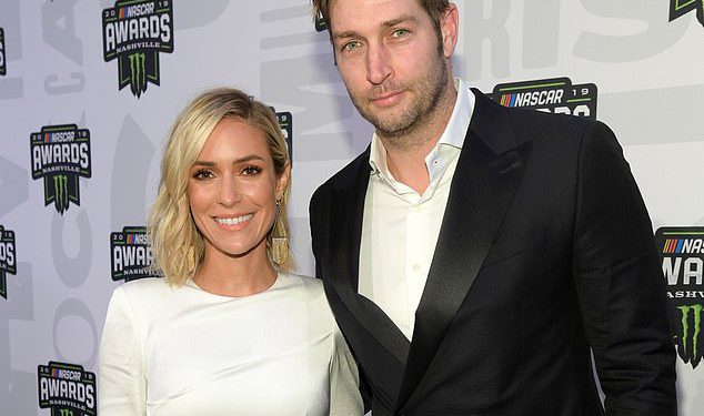 Bivši suprug Kristin Cavallarija i bivši napadač NFL-a Jay Cutler dobiva rano izdanje zatvora