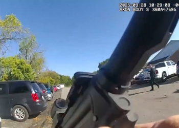 Body Cam prikazuje Mormon Church Shooter s kojim se suočavaju policajci | Vijesti