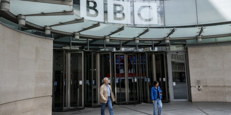 Britanski nadzornik komunikacija kaznit će BBC — RT World News