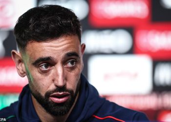 Bruno Fernandes odbacuje tvrdnju da je odbacio 100 milijuna funti preseljenje u Saudijsku Arabiju zbog jednog ključnog razloga i otkriva da ne zna hoće li napustiti čovjeka ujedinjenog sljedećeg ljeta