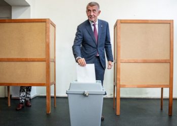 ‘Češki Trump’ trebao bi odbaciti Srednju Europu iz Bruxellesa – RT World News