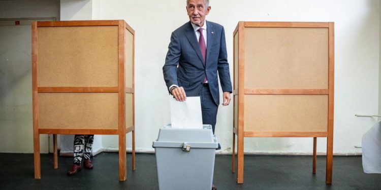 ‘Češki Trump’ trebao bi odbaciti Srednju Europu iz Bruxellesa – RT World News