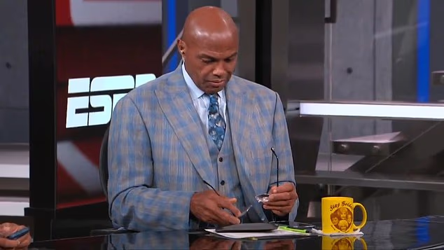 Charles Barkley doživio je neugodnu nesreću u eteru tijekom debija Inside NBA lige na ESPN-u