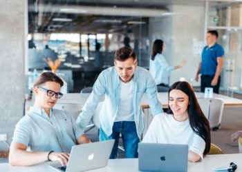 ChatGPT s novom značajkom olakšava pretraživanje poslovnih informacija