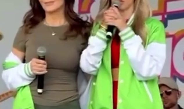 Chloe Lattanzi otkriva svoje ‘obećanje’ svojoj pokojnoj majci Oliviji Newton John dok se na pozornicu odlazi na godišnju vožnju za wellness u Melbourneu