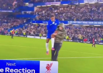 Cole Palmer Sparks briga među navijačima, jer novi snimci sugeriraju da je zabrinjavajući razvoj ozljede-nakon što je Chelsea Star bio prisiljen sjediti pobjedu Liverpoola Smash-and Gleb Liverpool