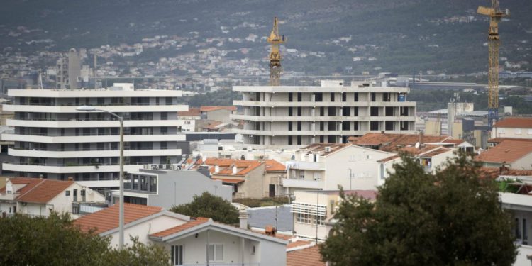 Čovjek pitao je li previše dati 350.000 eura za stan u Dalmaciji; odgovor: ‘Za toliko u Slavoniji kupiš…’