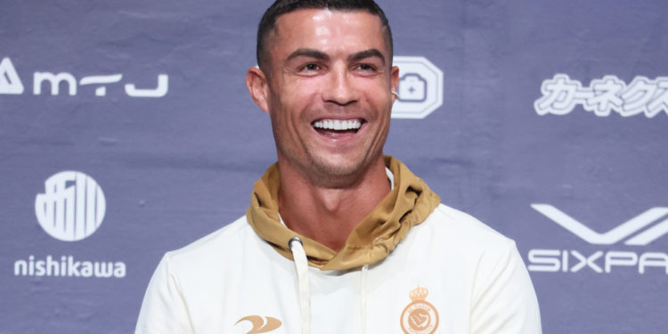 Cristiano Ronaldo postaje prvi nogometni milijarder – Bloomberg – RT World News