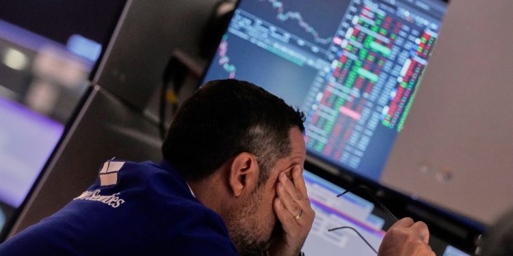 Crypto Crash: Bitcoin i Ethereum padaju nakon što Trump nameće 100 posto tarife na Kinu