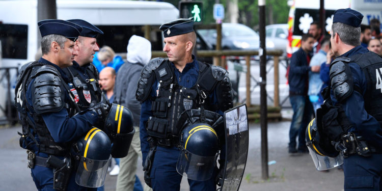Cure detalji spektakularne pljačke u Louvru: Sve je bilo gotovo u 7 minuta