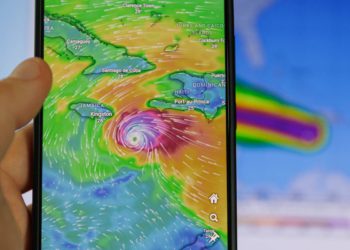 DODATNO JE OJAČAO Jamajku od udara “uragana stoljeća” dijele sati