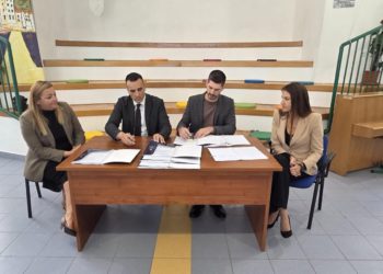 Danas potpisan ugovor s izvođačem: škola u Rogoznici dobiva sportsku dvoranu kakve nema od Šibenika do Trogira