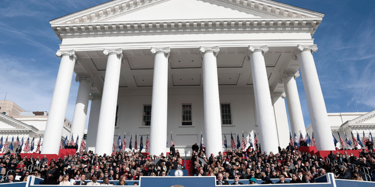 Demokrat se suočava s glasačkim listićima oko navodne pogrešne adrese u Virginiji