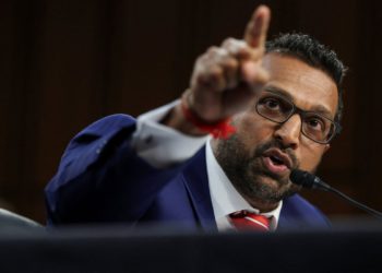 Direktor FBI -ja Kash Patel puca pripravnički agent koji je prikazao zastavu Gay Pride: Izvješća